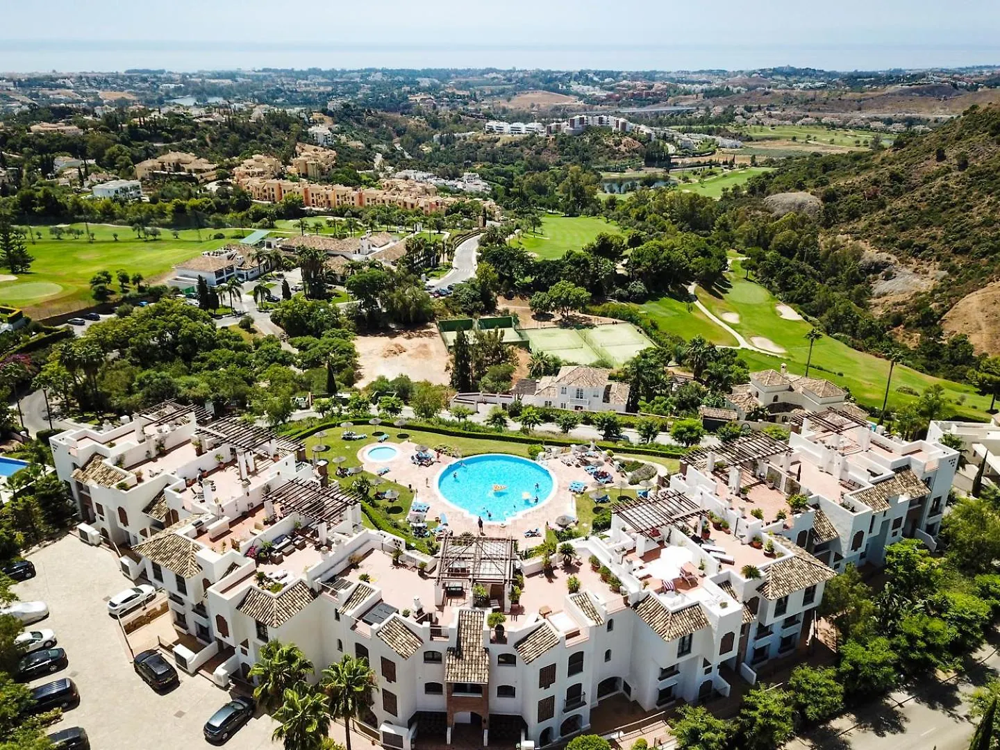 Los Arqueros, Benahavis - Holiday Rental Apartment 0*,  España