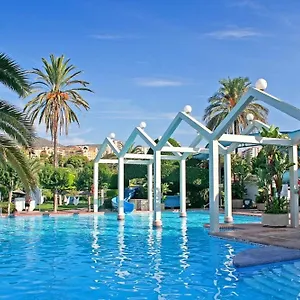 vive-benalmadena-estudio-benal-beach-1-02-frontal-al-mar.hotelsinnerja.org/