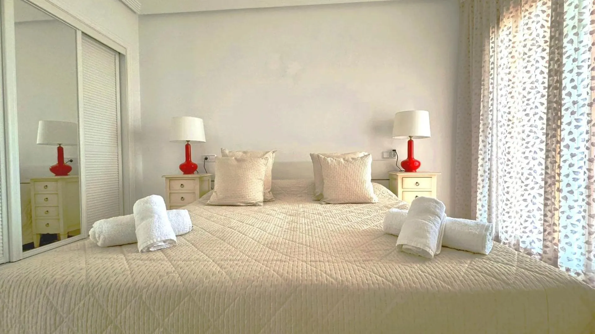 Los Arqueros, Benahavis - Holiday Rental Apartment 0*,  España