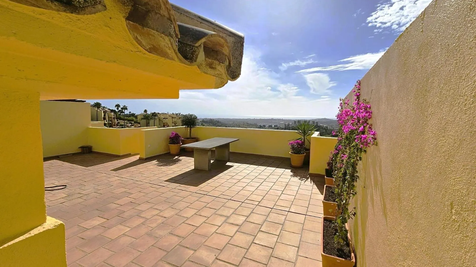 Los Arqueros, Benahavis - Holiday Rental Apartment